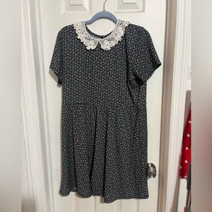 Black skull and Daisy dress